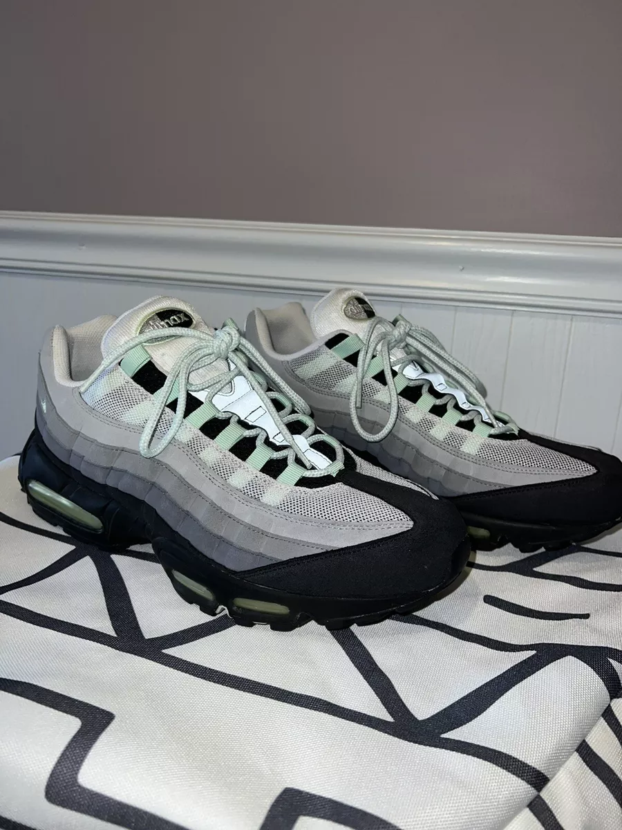 wedstrijd gans Bezienswaardigheden bekijken 2009 NIKE AIR MAX 95 NEW GREEN MINT SHOES mens size 13 RARE excellent  condition | eBay