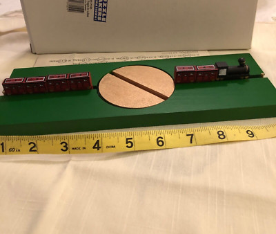 Puzzle Maker International PUT THE TRAIN IN LINE Brain Teaser