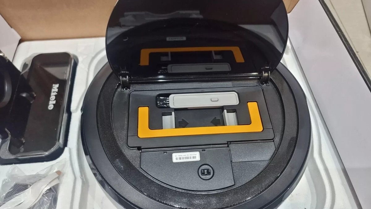 Miele Scout RX3 Robot Vacuum Cleaner - Obsidian Black Miele Scout RX3 Robot Vacuum Cleaner - Obsidian Black