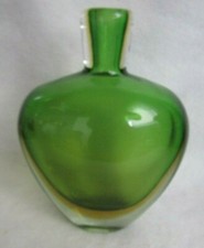 ITALY LARGE ART GLASS HEART SHAPE GREEN AND CRYSTAL BOTTLE