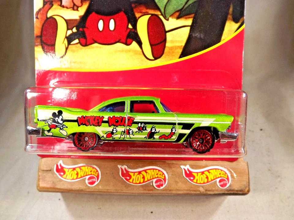 2018 Hot Wheels Disney Mickey's Garden 2/8 '57 PLYMOUTH FURY Green w/Red Lace Sp - Image 2 of 4