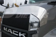 SS Bug Deflector – Mack Anthem