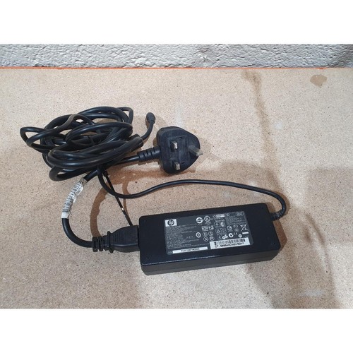 HP PPP012H-S Netzteil Ladegerät schwarz 19 Volt 90W 4,74A für Compaq Laptop