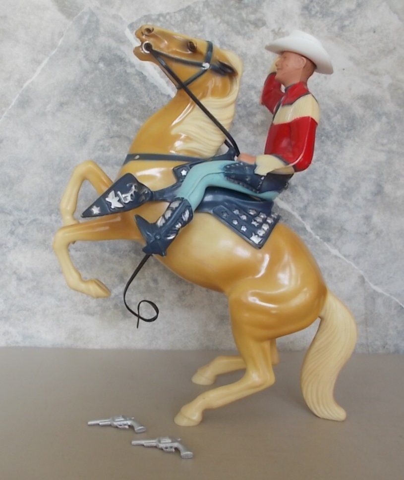 Vintage Hartland Roy Rogers on Palomino Rearing Horse Trigger w Saddle Hat  Guns