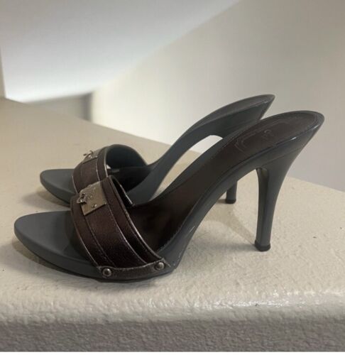 Christian Dior Grey Round-Toes Stiletto Heels Leather Mules. Size 38/8