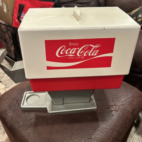 Chilton Toys Dispenser for Coca Cola No. 3066 - Picture 3 of 7