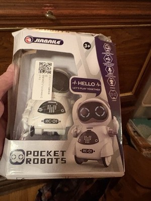 Pocket Robot White Color Toy Voice Conversation Dance And Light. NEW IN BOX