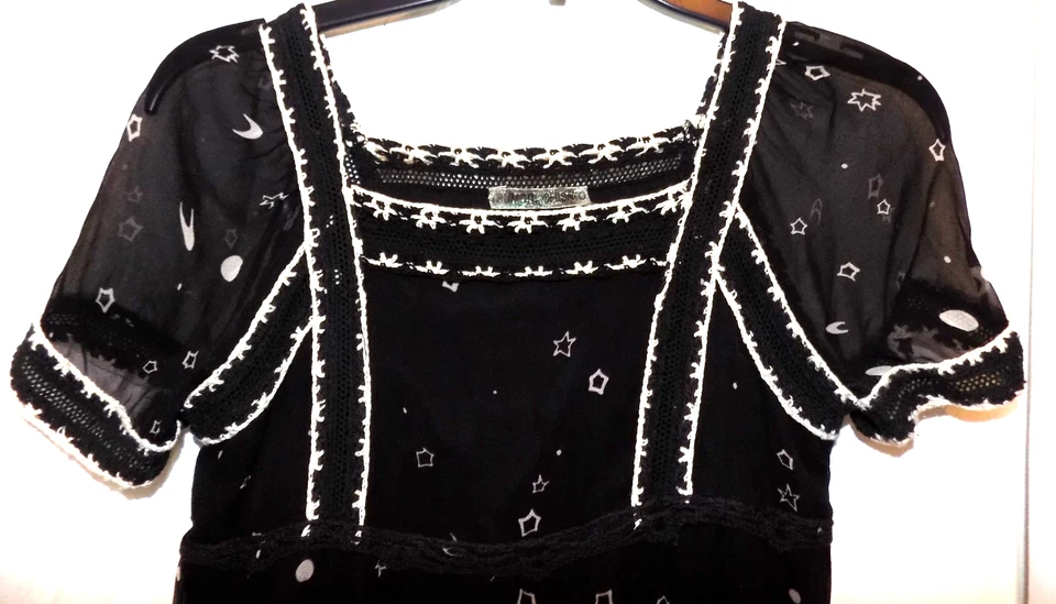 0 2 vintage anos 90 Tsumori Chisato luas vestido de seda preto punk grunge mangas bufantes - Imagem 2 de 4