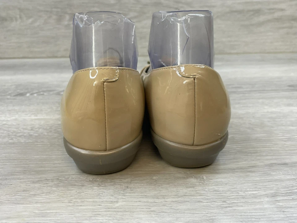 Cole Haan Mujer 8 Beige Ballet Charol Plano Cómodo Sin Cordones Foto 4 de 4