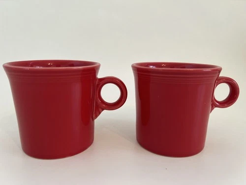 Set of 2 Fiesta HLC Fiestaware  RED Tapered Bottom 12 oz Coffee Cup Mugs