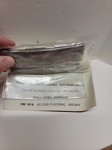 Detail Master Velour Flocking Brown - DM 1619 - Picture 2 of 3