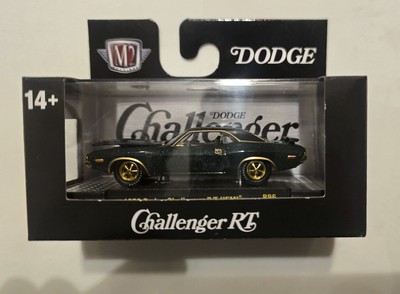 1/64th M2 Machines Auto Thentics R96 1970 Dodge Challenger R/T Hemi CHASE