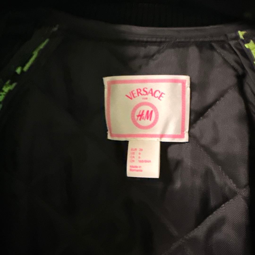 USED H&M VERSACE COLLABORATION BOMBER JACKET QUILTED VERYGOOD thumbnail 4