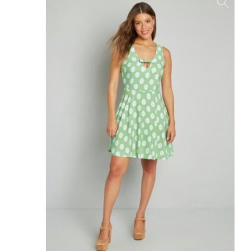 ModCloth Marketing My Words A-Line Dress Green & White Polka Dot Women's Size 10 - Picture 5 of 14