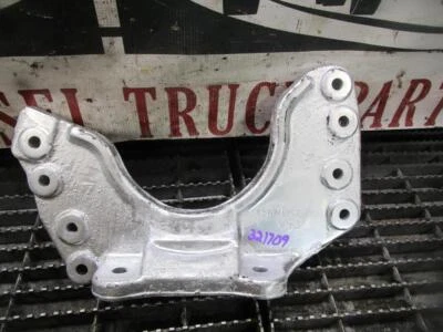 Caterpillar 3406 Diesel Engine Front Motor Mount in Ford Truck E5HT-6028-CA - Image 1 of 4