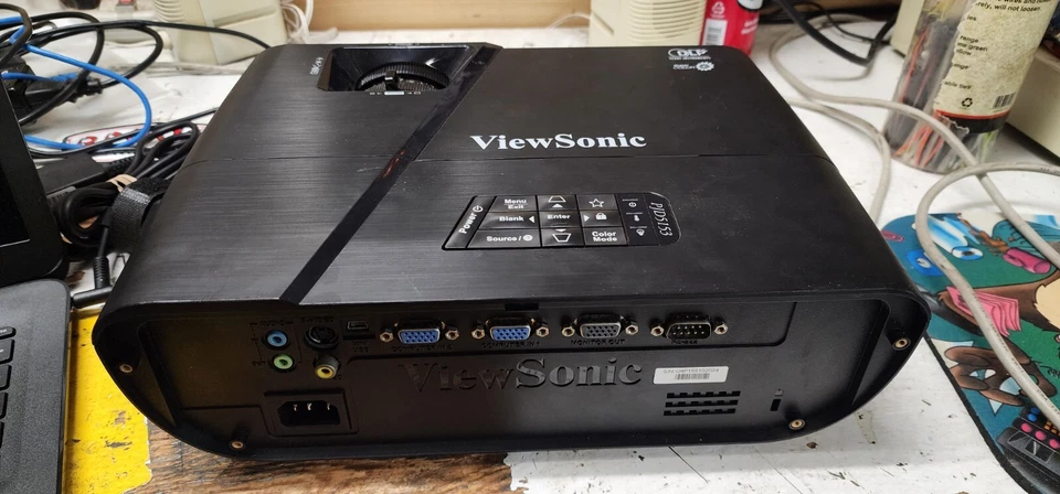 ViewSonic PJD5153 DLP Projector, Model VS15872, Bright, 1200 LAMP HOURS - Image 2 of 2