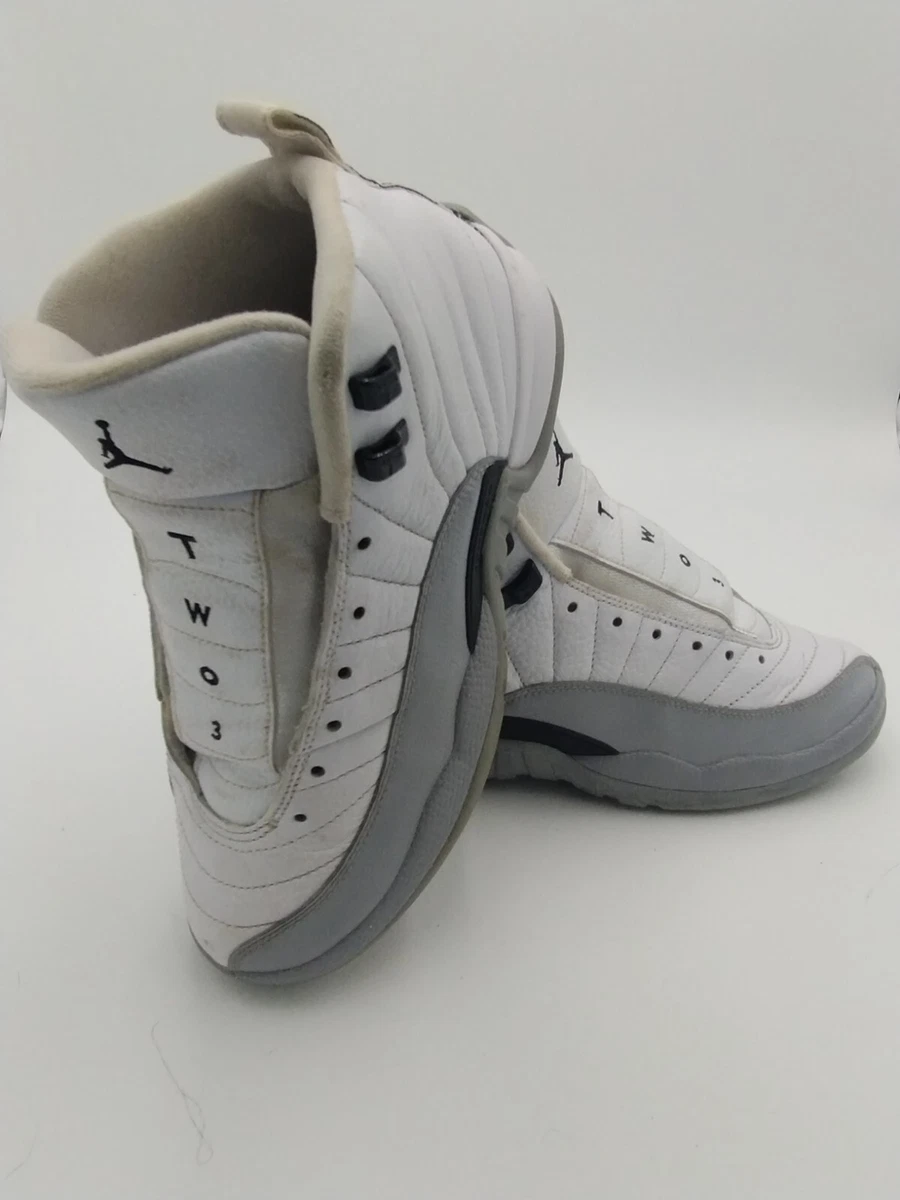 Grade School AIR JORDAN 12 Barons Retro size 7Y 510815 108 White