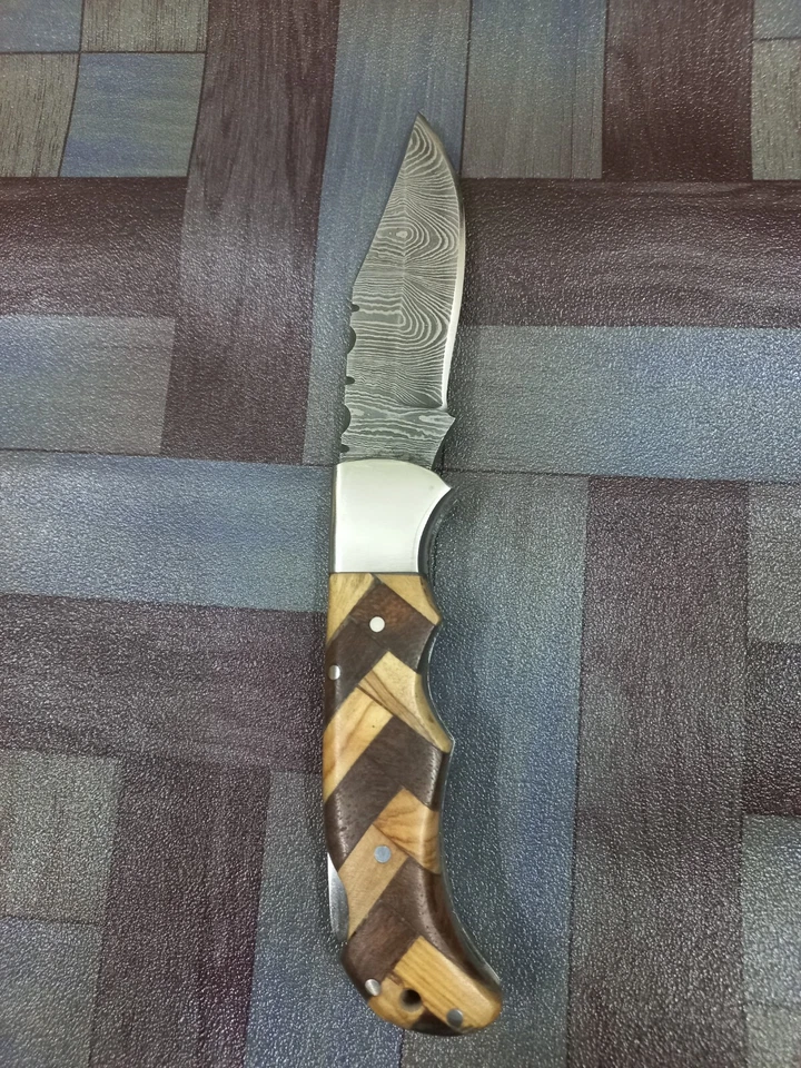 Lote de 20 PIEZAS Damasco Hecho a Mano Cerradura Trasera Plegable Navaja Camping Caza Foto 2 de 4