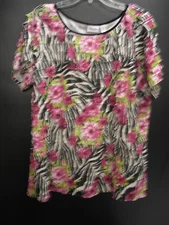 PLUS SIZE WOMENS TOP, 2X, SEE NEW 50% OFF RATE