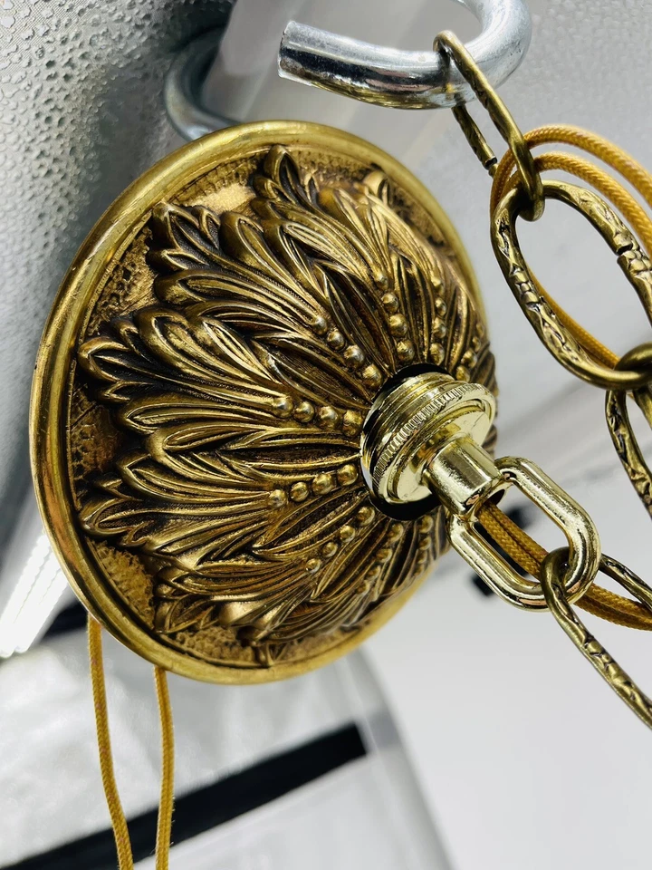 MC Crystal Prism BRASS Chandelier VTG Lighting GIM443 Hollywood Regency WORKS - Image 4 of 4