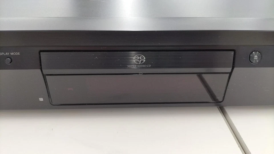 Reproductor de CD Super Audio Sony SCD-XE800 SACD AC100V 50/60Hz de Japón Usado Foto 3 de 4