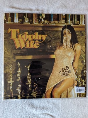 Vel Nine aka Vel The Wonder - Trophy Wife | 12'' Vinyl | Gatefold | Signiert | M-