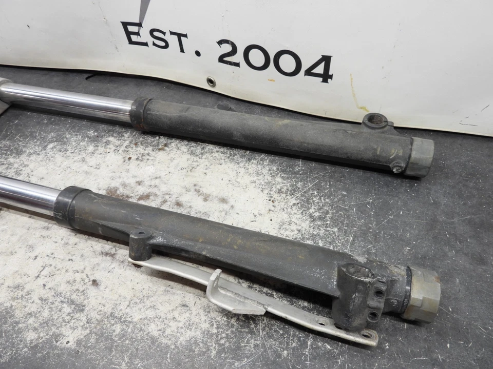 Horquillas Montesa Cappra 250 VA 1975 y tres yreos 2926 Foto 2 de 4