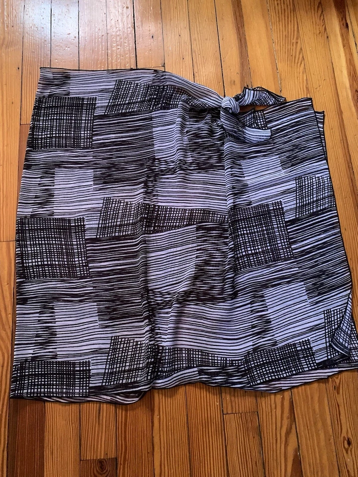 Sarong Gideon Oberson NEGRO/BLANCO patrón abstracto talla OS Foto 2 de 4
