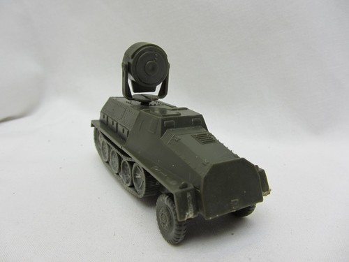 Roco Minitanks DBGM #127/129/130 SWS Flak Radar Searchlight Carriers U Pick - Picture 32 of 66