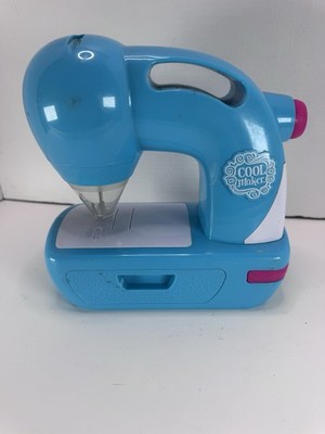 Cool Maker Sew N' Style Sewing Machine -Toys R Us Exclusive- Blue