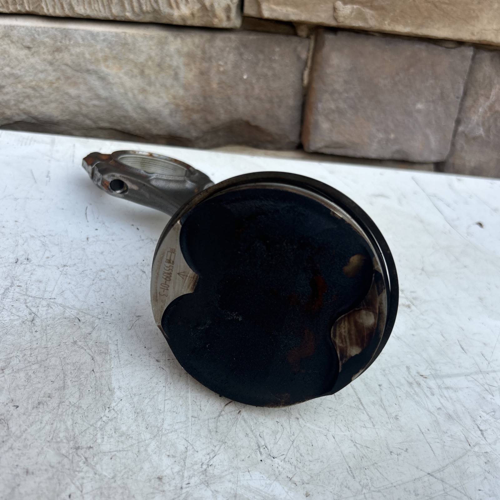 LAMBORGHINI AVENTADOR PISTON HEAD COMPLETE WITH CONNECTING ROD 07M107075J 