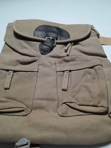 Veevan Canvas Backpack