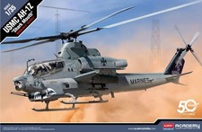 Academy 12127 USMC AH-1Z Shark Mouth 1/35 Sca...