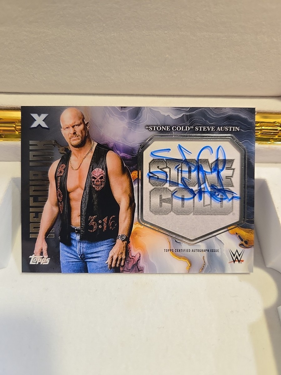 2025 Topps WWE Exalted Stone Cold Steve Austin Insignia Ink On