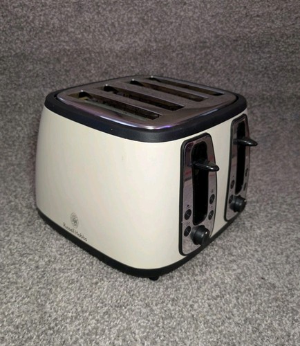Russell Hobbs 18369 Heritage Cream 4 Slice Toaster RRP 99.99 - Picture 2 of 15