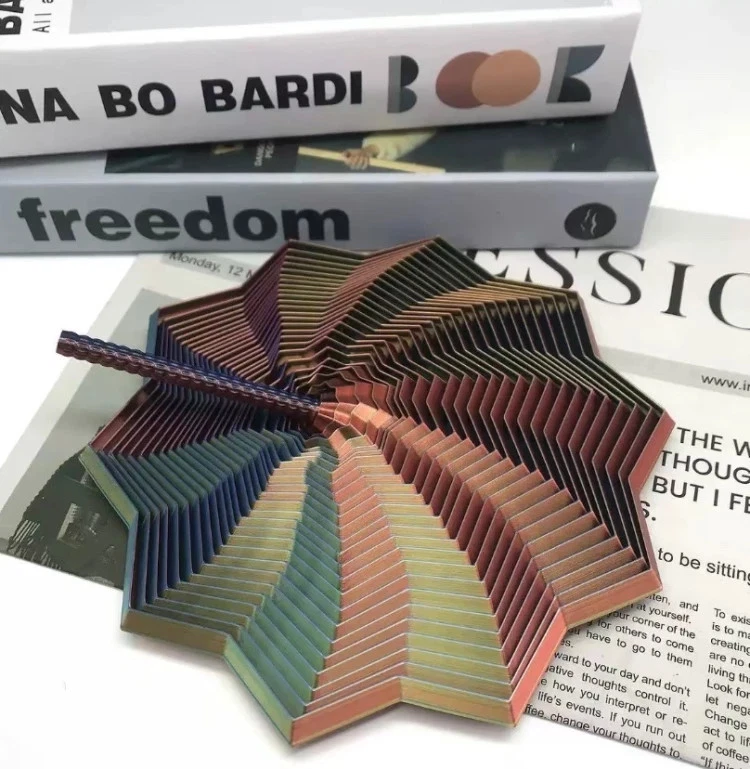 Estrella inquietante impresa en 3D para alivio sensorial visual y audio Foto 3 de 4