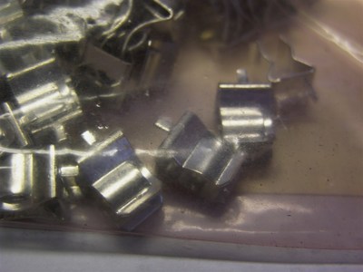 100 Keystone Electronics 3530 Cartridge Fuse Clips with Ears and PCB Tabs 15A