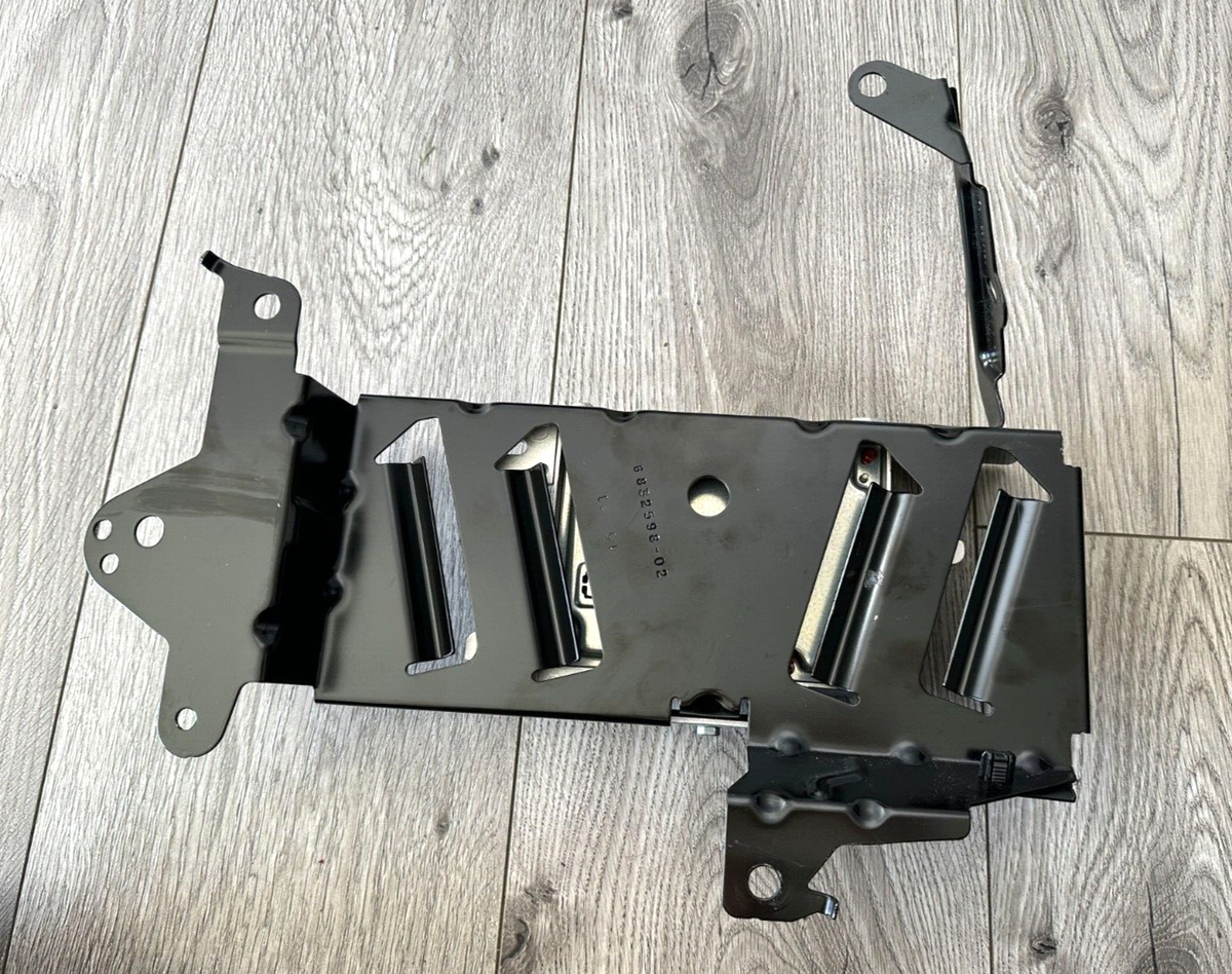 2019-2017 BMW X5 HARMAN KARDON AMPLIFIER AMP WITH BRACKET, 5A5CA89