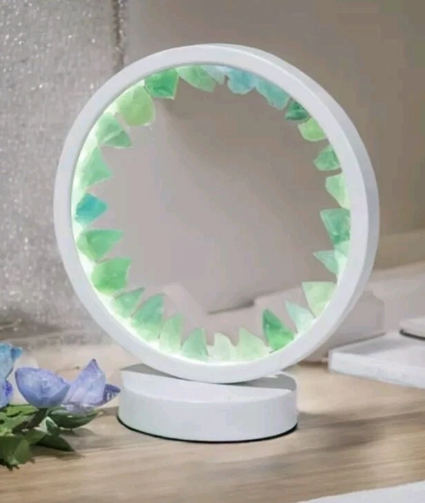 Luz nocturna redonda de cristal natural - aventurina verde Foto 3 de 4