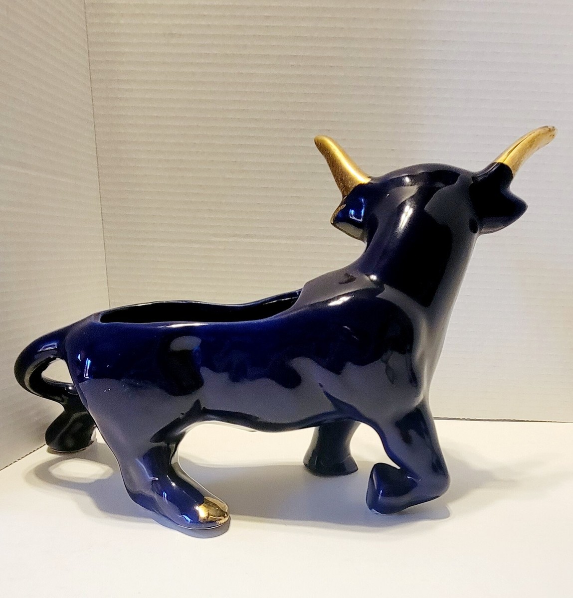 Rare Vintage Ceramic Mid-Century Royal Blue Bull Planter 15