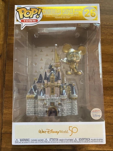 Disney World 50th Anniversary Funko POP #26 Cinderella Castle Golden Mickey NIB