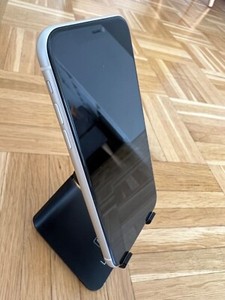Apple iPhone 11 A2221 (CDMA + GSM) - 64GB -weiß (Ohne Simlock) (Dual-SIM)