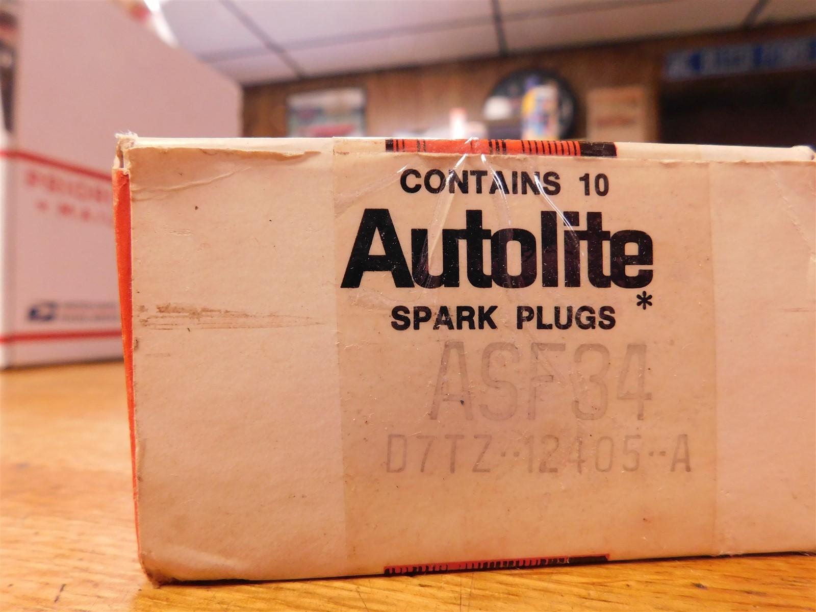 NOS 1977 FORD ECONOLINE CLUB WAGON 351W 5.8L SPARK PLUGS COMPLETE SET 8PCS NEW