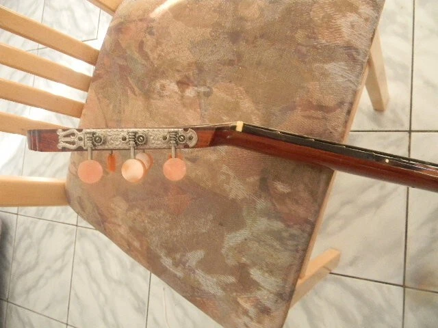Picture 8 of 9