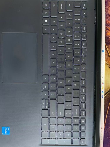 Dell Vostro 3520 15.6" FHD i5-1235U 32GB RAM 512GB SSD WIN 11 Pro - Picture 6 of 6