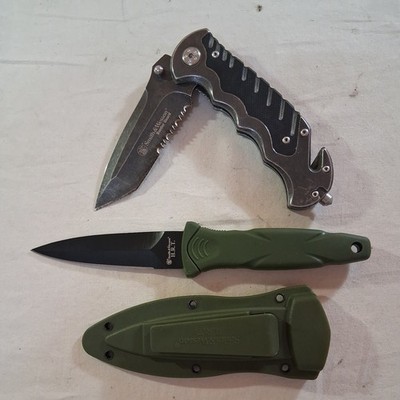 2 Smith & Wesson Knives, Border Guard SWBG10S 3'' blade, H.R.T Boot Knife, 3'' GRN