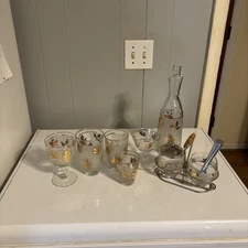 vintage glass drinkware set gold leaf pattern decanter tumblers goblets 32 pc