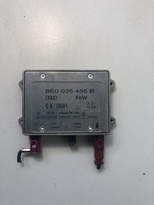 Audi A6 S6 C6 4F 2006 Antennenverstärker Signalverstärker 8E0035456B DRA655