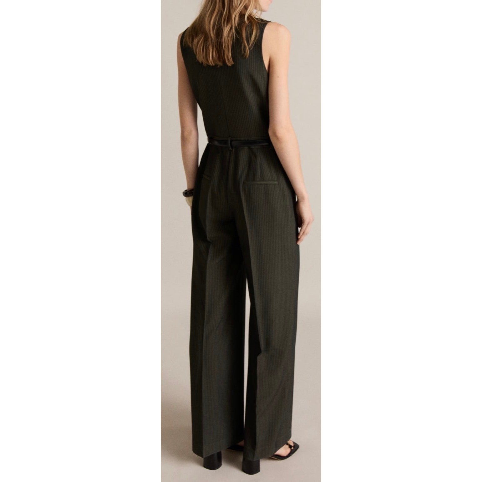 Mango Pinstripe Sleeveless Jumsuit Size Medium Suiting Stripes V Neck Formal NEW thumbnail 2