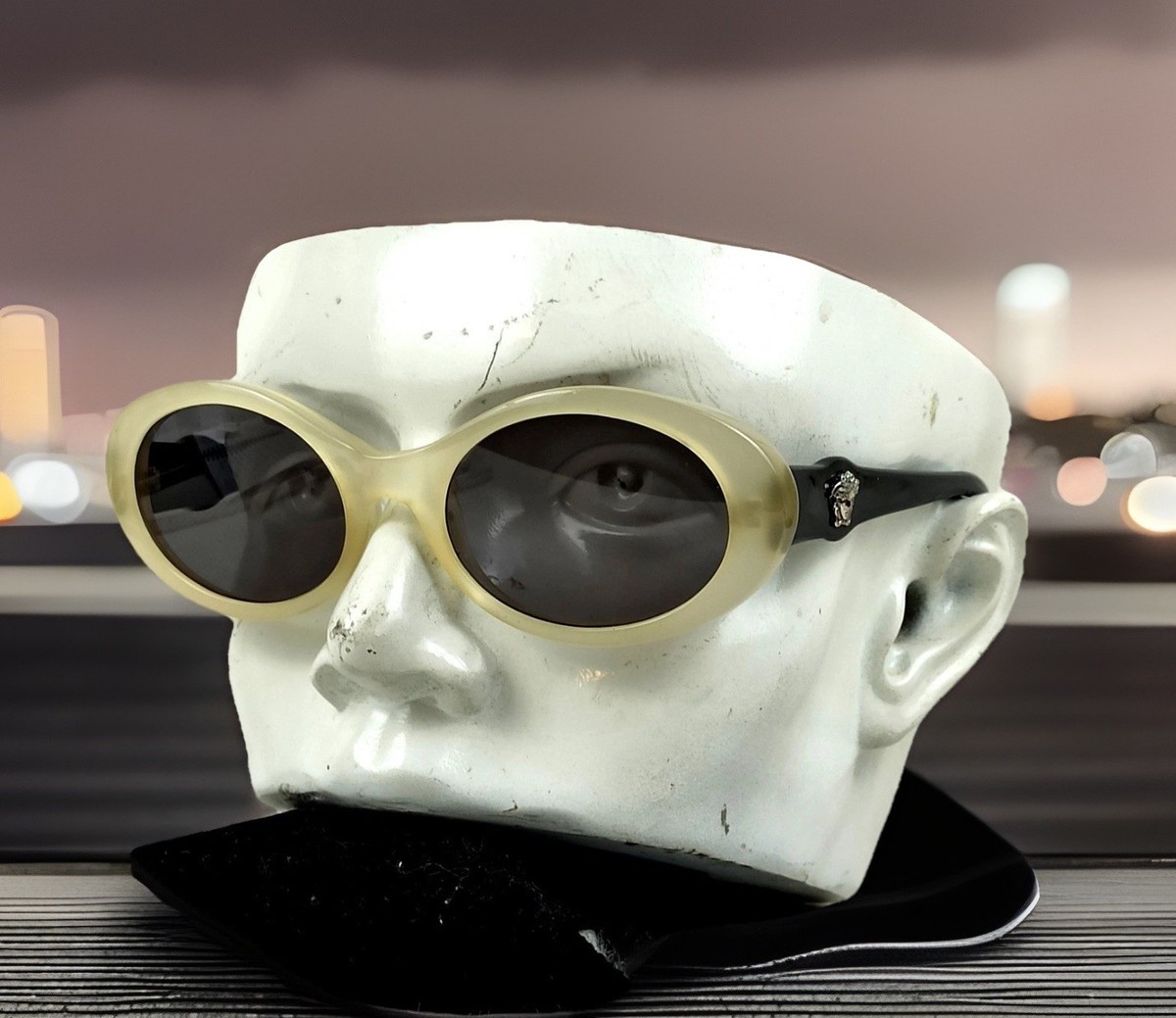 EPIC MODEL - GIANNI VERSACE SUNGLASSES - OVAL BEIGE FRAME - ITALY